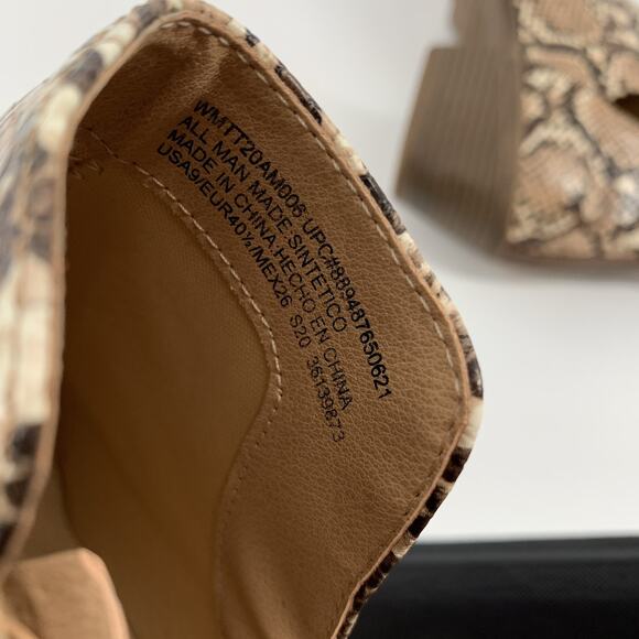 Time and Tru Python Snake Print Pointed Toe Ankle Boots Size 9 Womens Brown Low - Picture 7 of 9